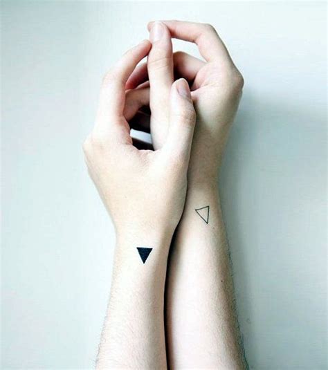 15 Simple & Splendid Geometric Tattoos Design Ideas