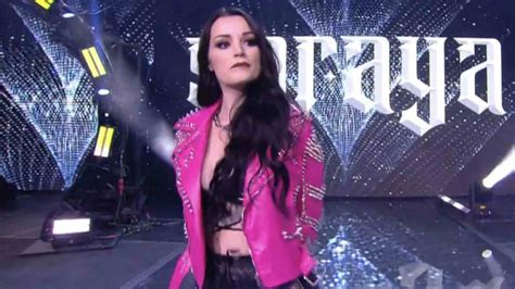 Top WWE Superstar sends a heartwarming message for Paige after her ...