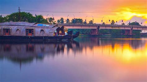 Top 30 Best Tourist Places to Visit in Kerala