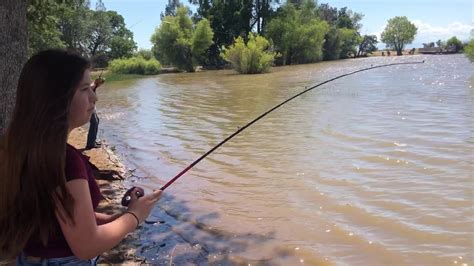 Fishing 🎣 at horseshoe lake Saturday June 1st 2019 - YouTube