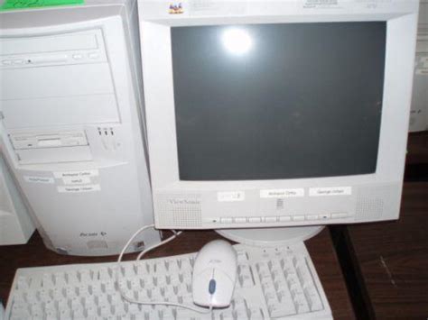 ACER PENTIUM III COMPUTER