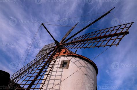 Traditional wind propeller 21592543 Stock Photo at Vecteezy