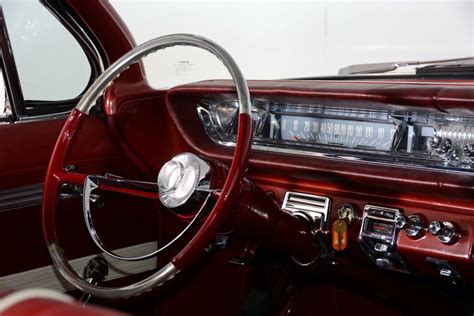 1961 Pontiac Catalina | Volo Auto Museum