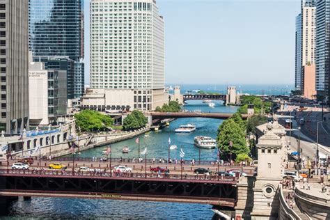 Chicago Neighborhood Guide: River North