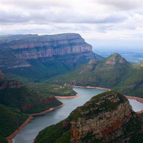 South Africa's beautiful landscapes are impossible to forget. Photo by ...