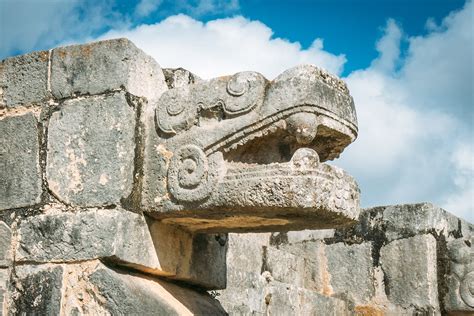 Chichén Itzá: Tips For Visiting Mexico's Famous Mayan Temple