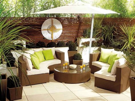 20 Beautiful Outdoor Living Room Designs That Will Delight You | Water ...