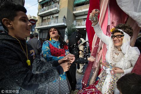 Greece's carnival season ends with grand parade at Patras - CGTN