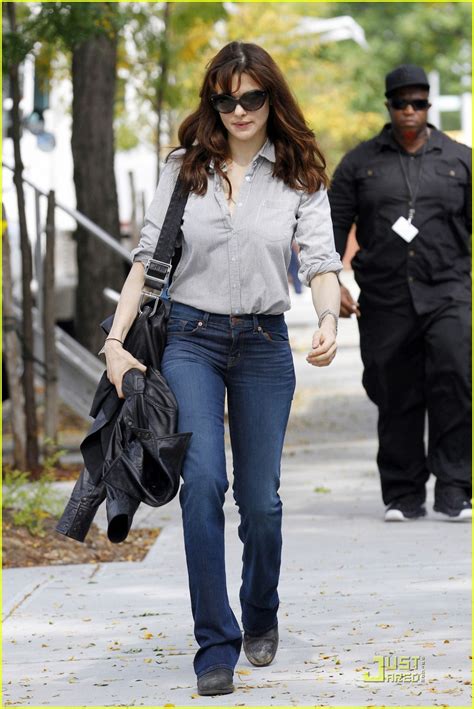 Rachel Weisz: 'The Bourne Legacy' Set with Jeremy Renner!: Photo 2584618 | Jeremy Renner, Rachel ...