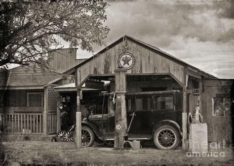 Old Texaco Gas Station Photograph by John Malone