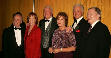 'Carol Burnett Show' Actor Lyle Waggoner Dead at Age 84