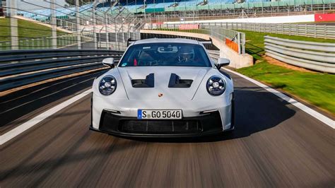 2023 Porsche 911 GT3 RS First Drive Review: System Of A Down(Force ...