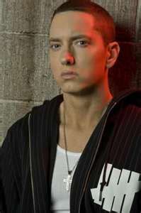 Cool Fashions Hair: Eminem with Buzz Cut Hairstyle