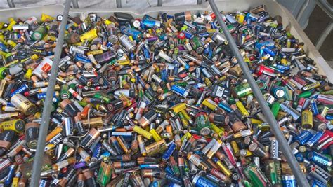 Alkaline & Zinc-carbon batteries – Eko Recycling