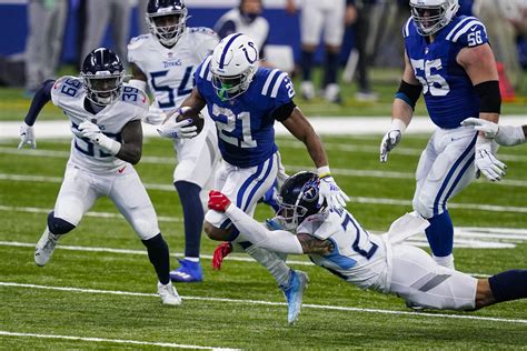 PHOTOS: Indianapolis Colts vs. Tennessee Titans