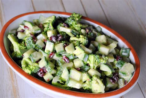 Broccoli, Cucumber and Cranberry Salad (Salada de Brócolis, Pepino & Cranberry) - The Green Dish ...