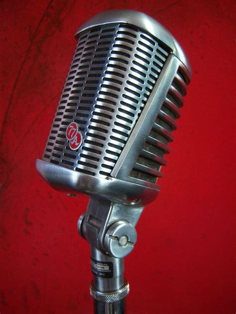 Astatic 1950's vintage microphone | Microphone, Vintage microphone, Old microphone