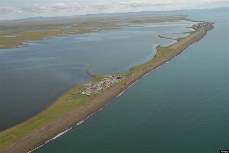 Kivalina's Climate Change Problem: Why The Small Alaskan Village Is Disappearing (PHOTOS ...