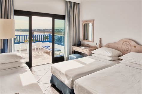 Deluxe Rooms | Seaside Los Jameos