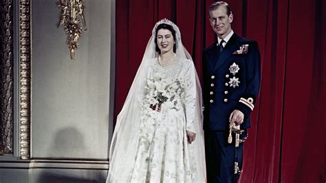 Photos of Queen Elizabeth's Wedding: Glorious Behind the Scenes Images from 1947 - HISTORY