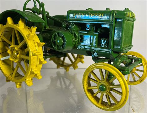 Ertl John Deere {made in USA} 1:16 No Box - Big Bill's Die Cast