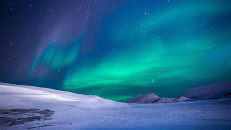 Download wallpaper 1366x768 aurora, green sky, northern light, glacier ...