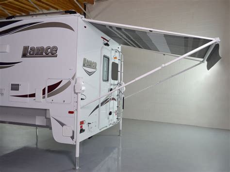 Lance 825 Truck Camper - It's no wonder that the 825 is one of our most popular.