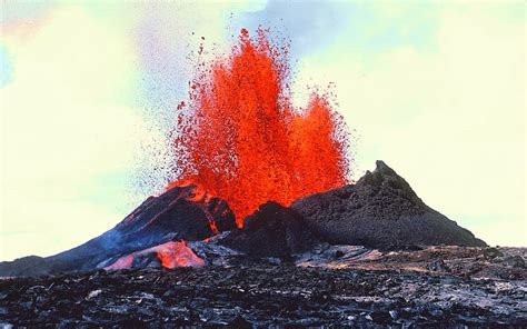 How Can a Volcano Erupt Mafic Lava One Time, and Then Felsic Lava ...