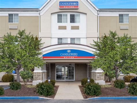 Pet Friendly Hotel Elkhart Indiana | Candlewood Suites Elkhart