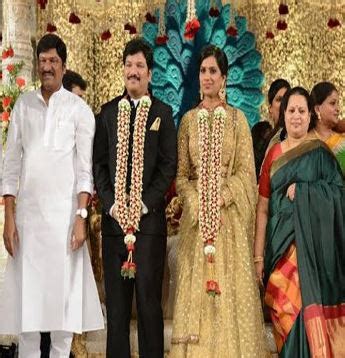 Rajendra Prasad Family Wife Biography Parents children's Marriage Photos