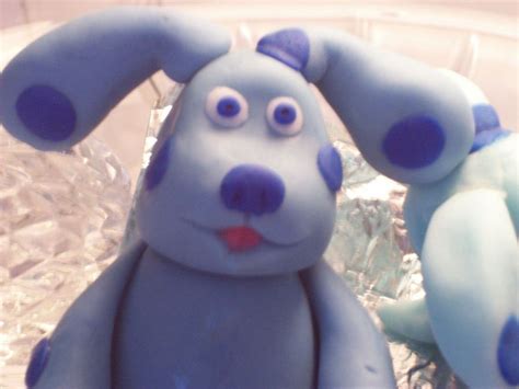 Blue's Clues Cake Topper - CakeCentral.com