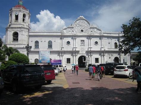 Cebu Metropolitan Cathedral Tours & Tickets - Book Today