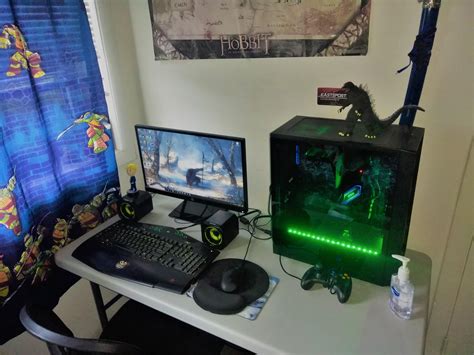 Basic PC setup but finally finished it :) : r/battlestations