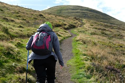 7 Top Tips for Taking a Newbie Hillwalking | TGO Magazine