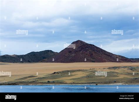 saudi arabia desert landscape Stock Photo - Alamy