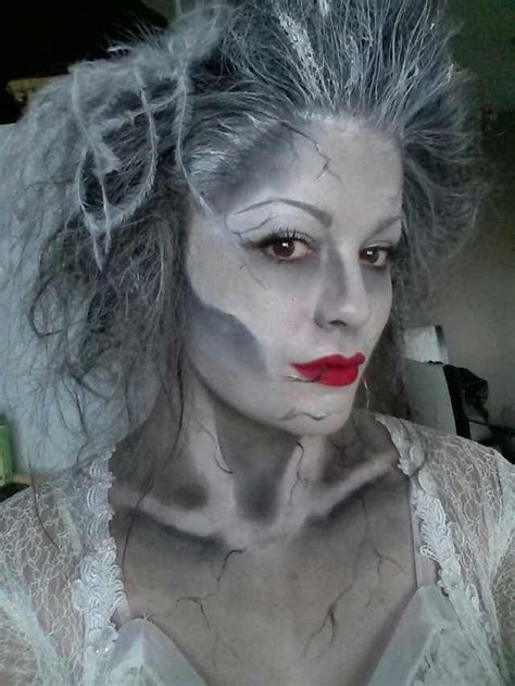 My ghost costume this year. Took about 2 hours but I love it! | Ghost makeup, Halloween costumes ...