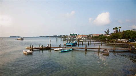 The 14 Best Small Beach Towns In America | HuffPost Life