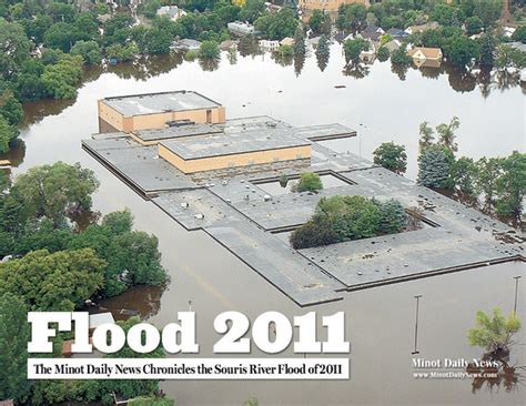 Flood 2011: The Minot Souris River Flood Pictorial Book – Pediment Publishing