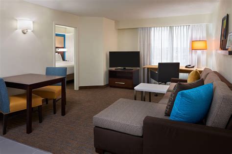 Extended Stay Toronto Airport | Residence Inn Toronto Airport