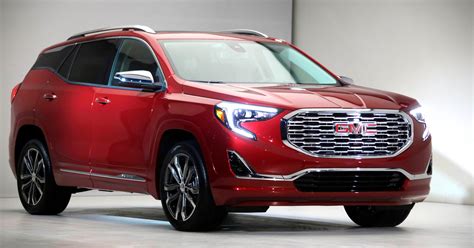 Detroit auto show reveal: New 2018 GMC Terrain SUV