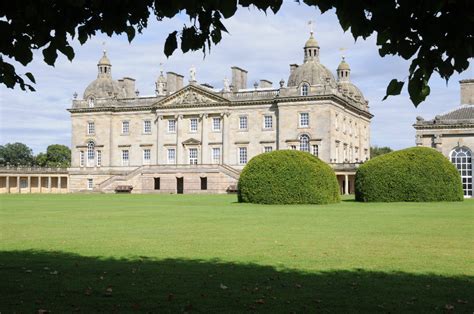 Houghton Hall © Philip Halling cc-by-sa/2.0 :: Geograph Britain and Ireland