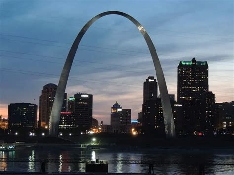 17 Dazzling Famous Landmarks In The Midwest Region | Kidadl