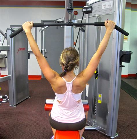 Lat Pulldowns: How To