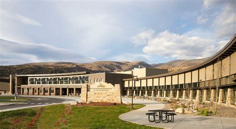 Battle Mountain High School, Eagle County School District - Architizer