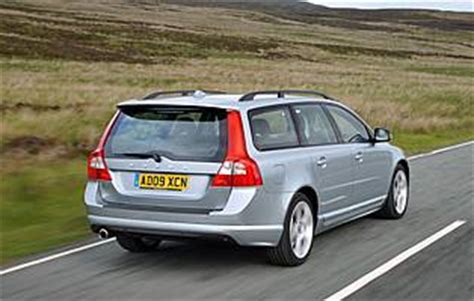 Volvo V70 T5 R-Design | AA