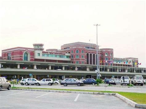 Minister Promises Solving Problems At Sialkot Airport | Pakistan Point