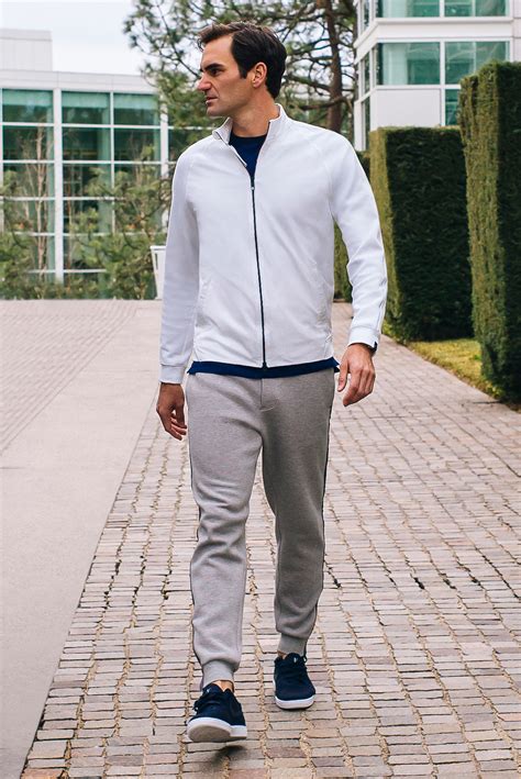 Roger Federer Debuts New Nike Collaboration | Vogue