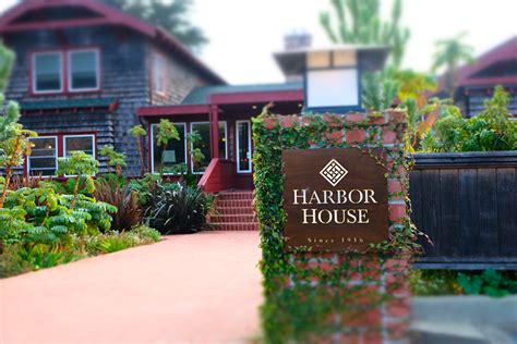 Harbor House Inn Rests on the Edge of Mendocino's Coastline