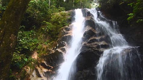 Sungai (River) Kanching Waterfalls at Rawang 28-Jan-2014 - YouTube