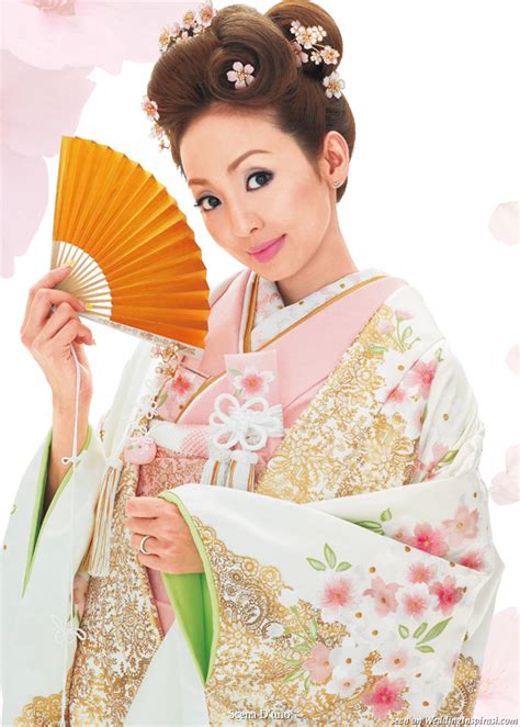 Scena D’uno Japanese Wedding Kimono | Wedding Inspirasi